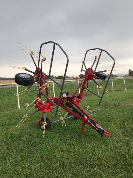 John's Tractor Works & Equipment, 444934 E Highway 60, Vinita, OK 74301