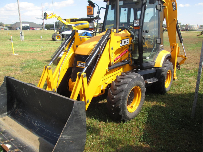 2016 JCB 3CX Loader Backhoes, Norfolk NE